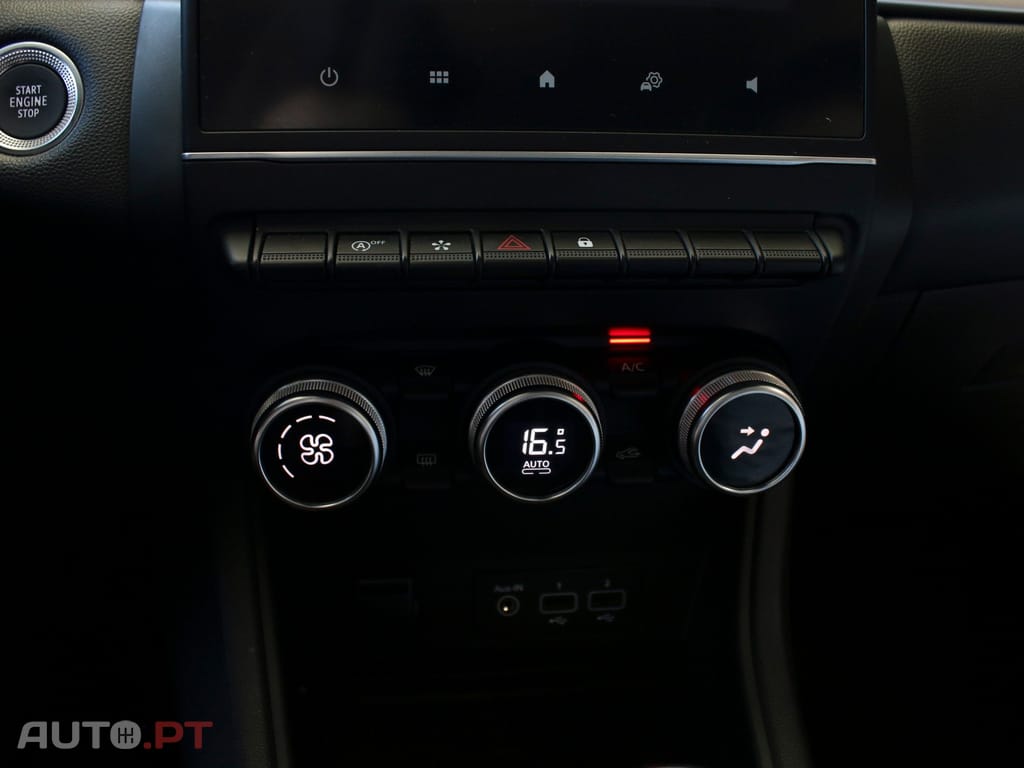 Renault Captur Outro