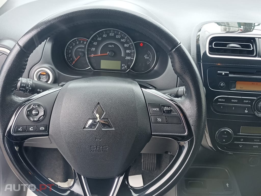 Mitsubishi Space Star 1.2 Intense Connect Edition