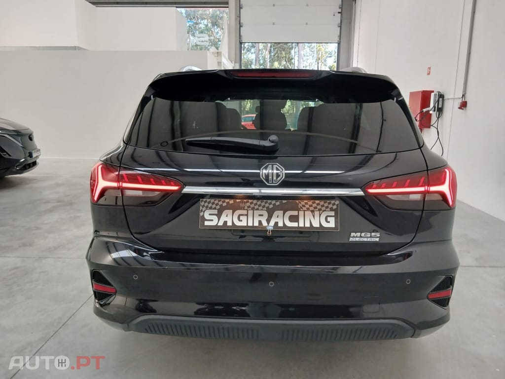 MG MG5 61 kWh Luxury