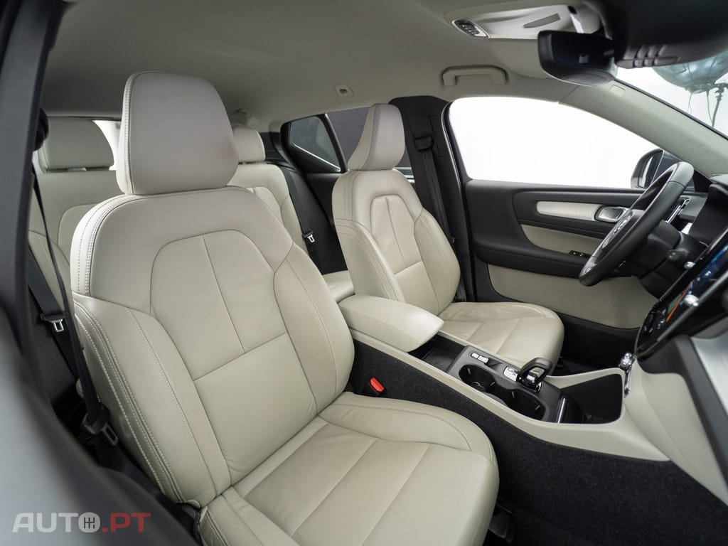 Volvo XC40 1.5 T5 PHEV Inscription Expression