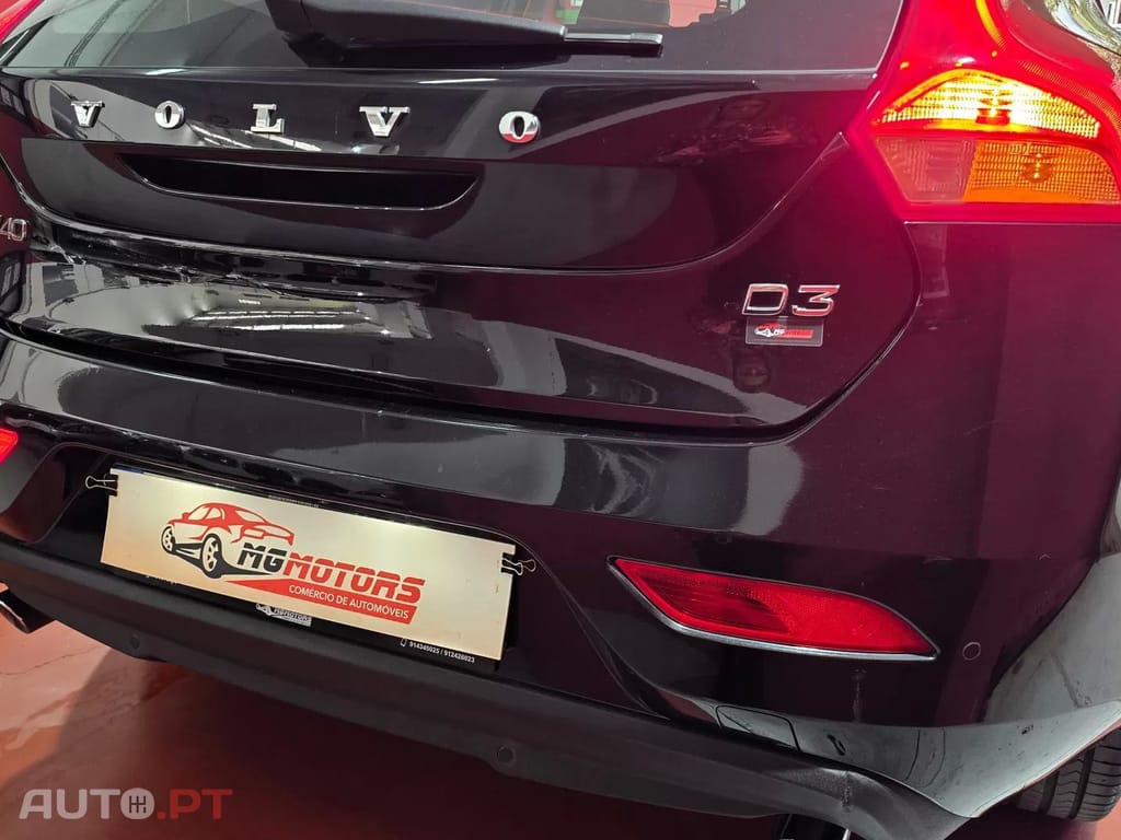 Volvo V40 2.0 D3 Momentum
