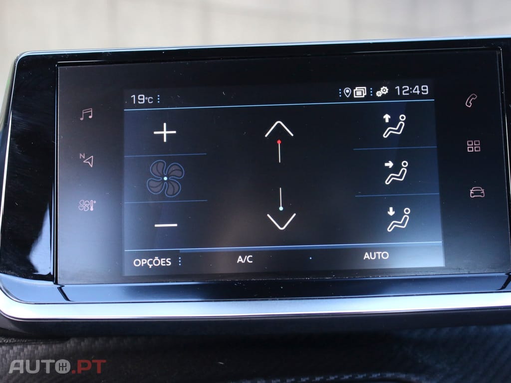 Peugeot 208 1.2 PureTech GT EAT8