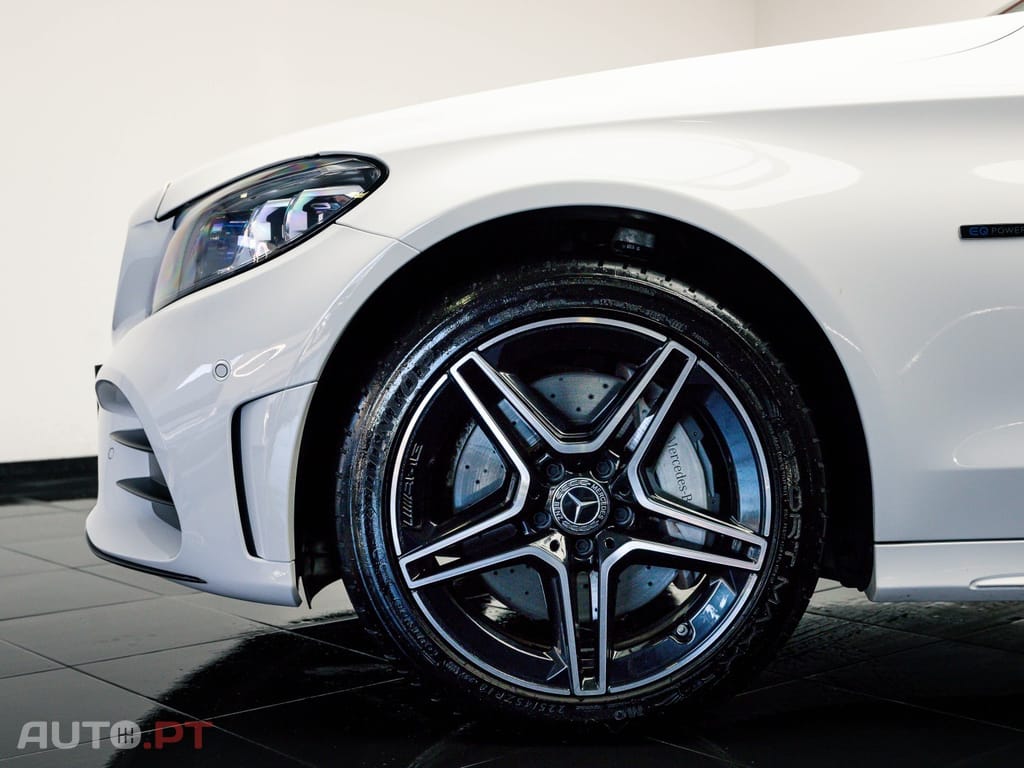Mercedes-Benz C 300 e T 9G-TRONIC Night Edition