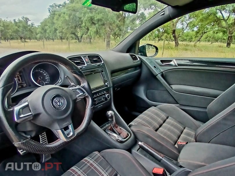 Volkswagen Golf 2.0 GTi DSG