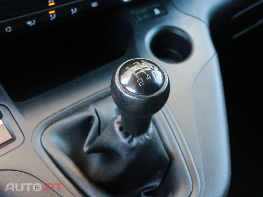 Peugeot Partner 1.6 BlueHDi L1 Pro