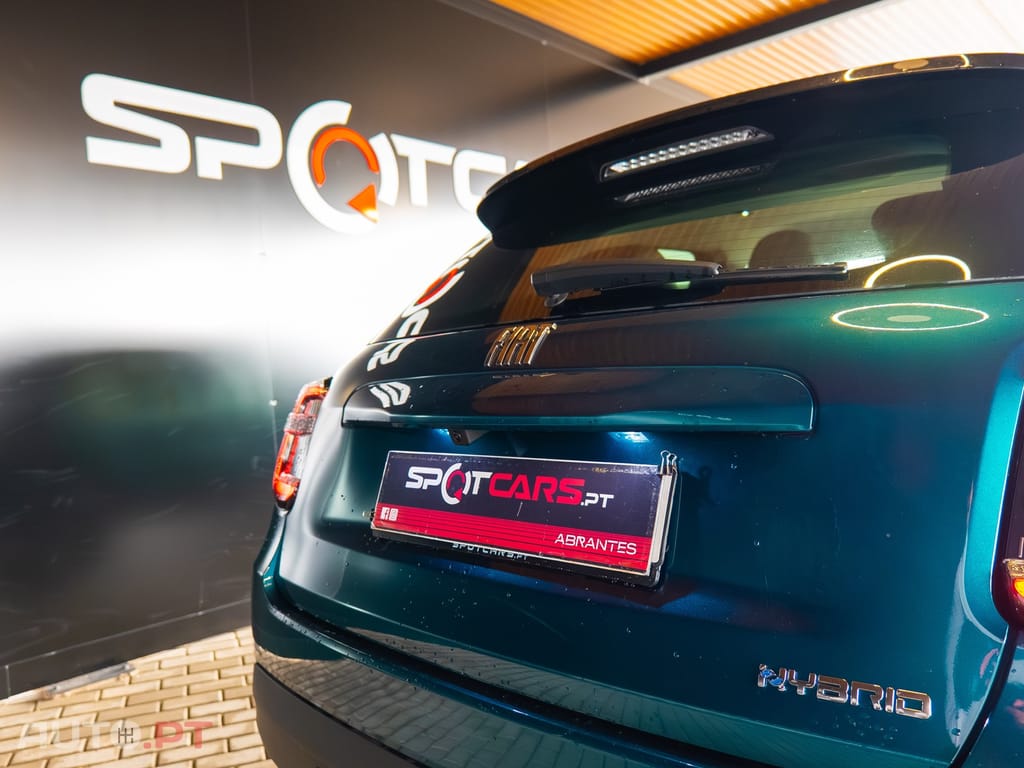 Fiat 600 1.2 Hybrid La Prima