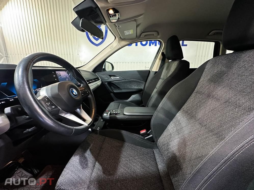 BMW iX1 xDrive30