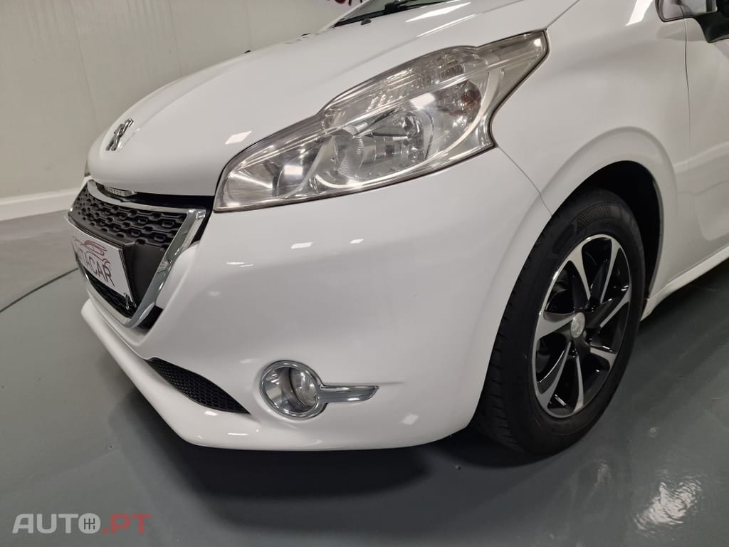 Peugeot 208 1.4 HDi Active