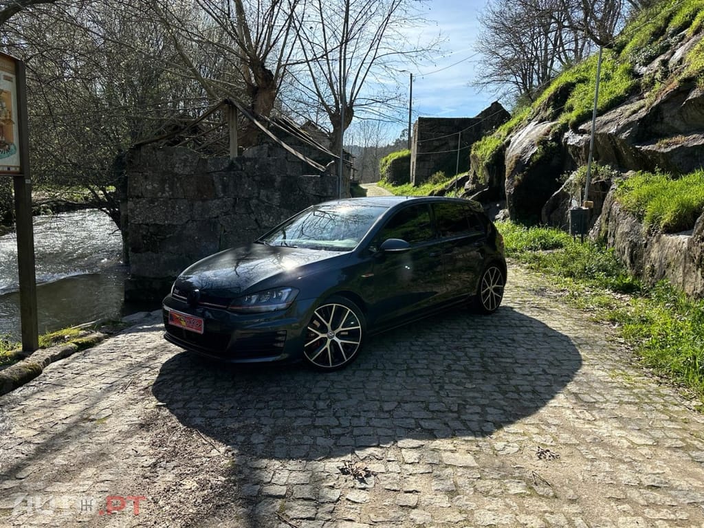 Volkswagen Golf 2.0 TSi GTi DSG Performance