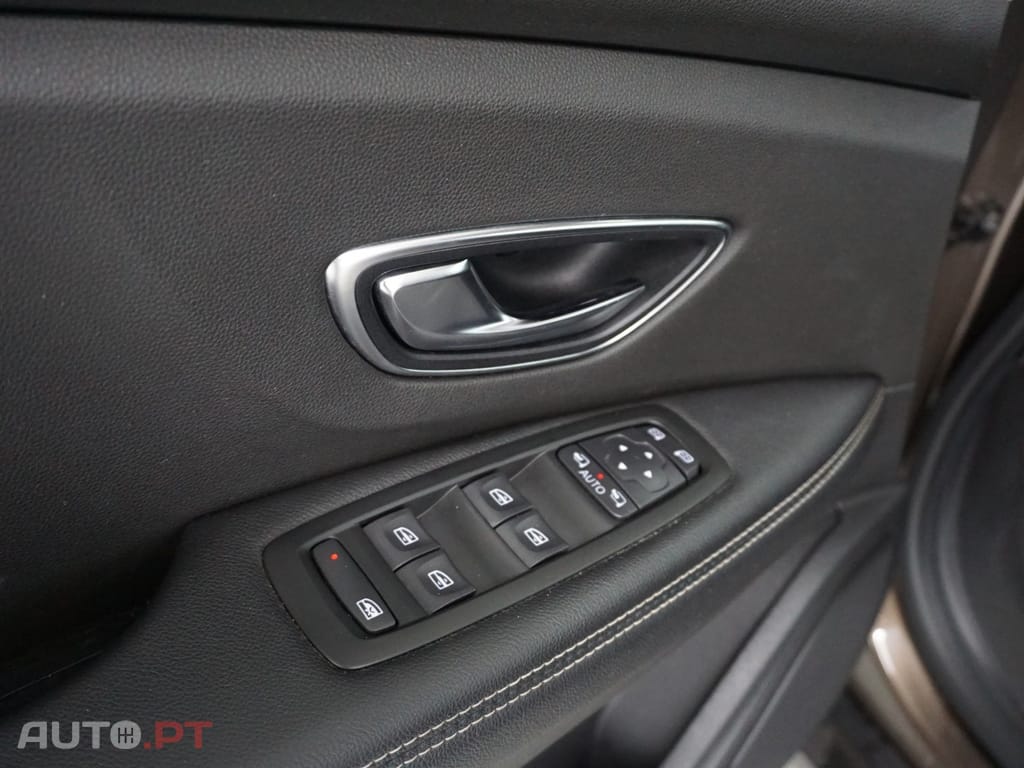 Renault Grand Scénic 1.5 dCi Intens Hybrid Assist SS