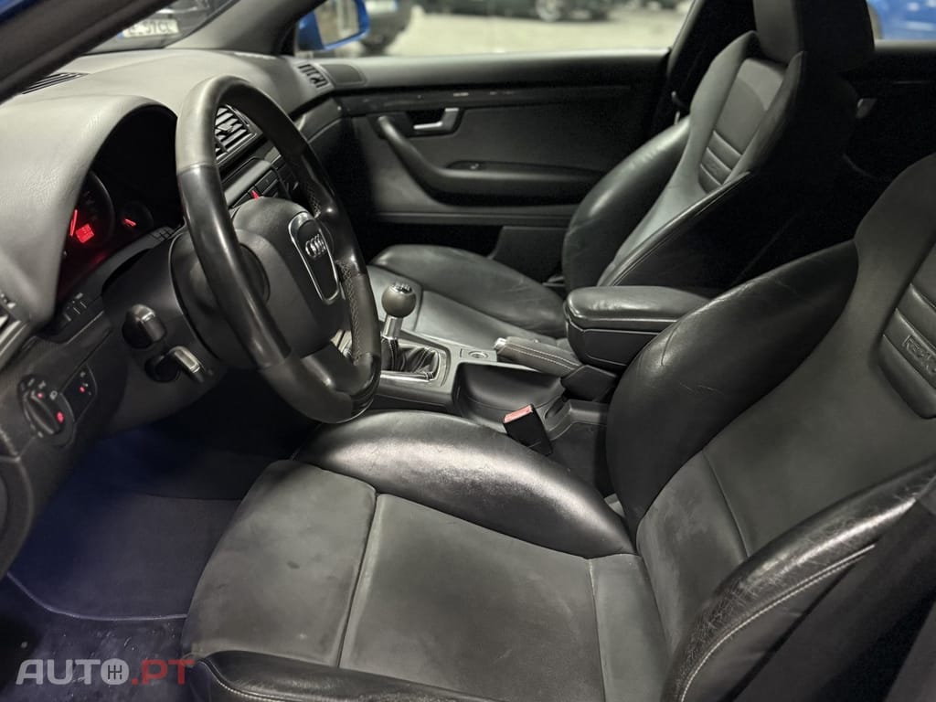 Audi A4 2.0 T FSI quattro