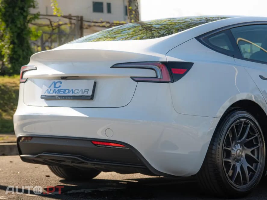 Tesla Model 3 Tração Traseira Premium