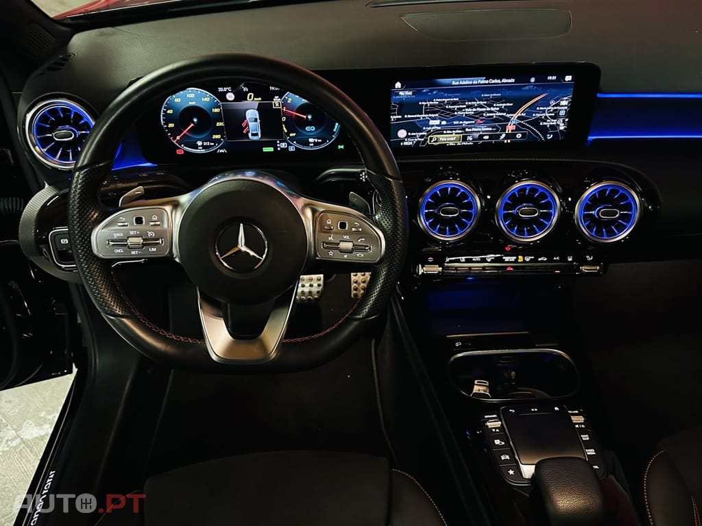 Mercedes-Benz A 250 e AMG Line