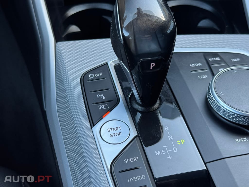 BMW 320 e Touring Auto