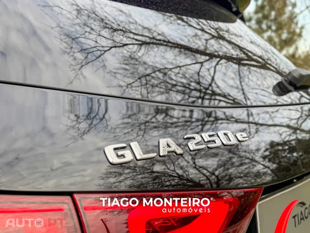 Mercedes-Benz GLA 250 e AMG Line