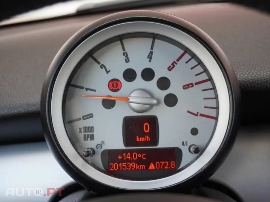 MINI Cooper Cooper D