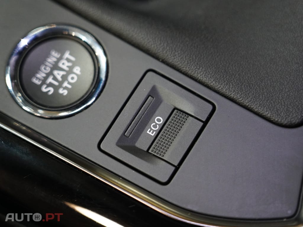 Peugeot 5008 1.2 PureTech Allure Pack