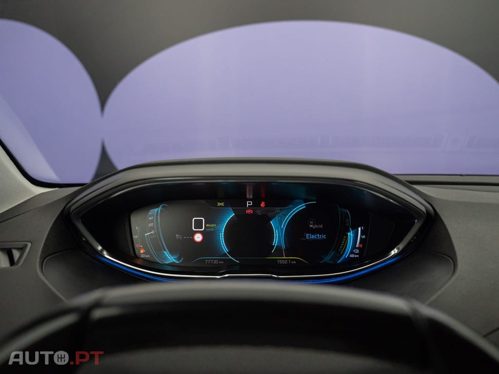 Peugeot 3008 1.6 Hybrid Allure e-EAT8