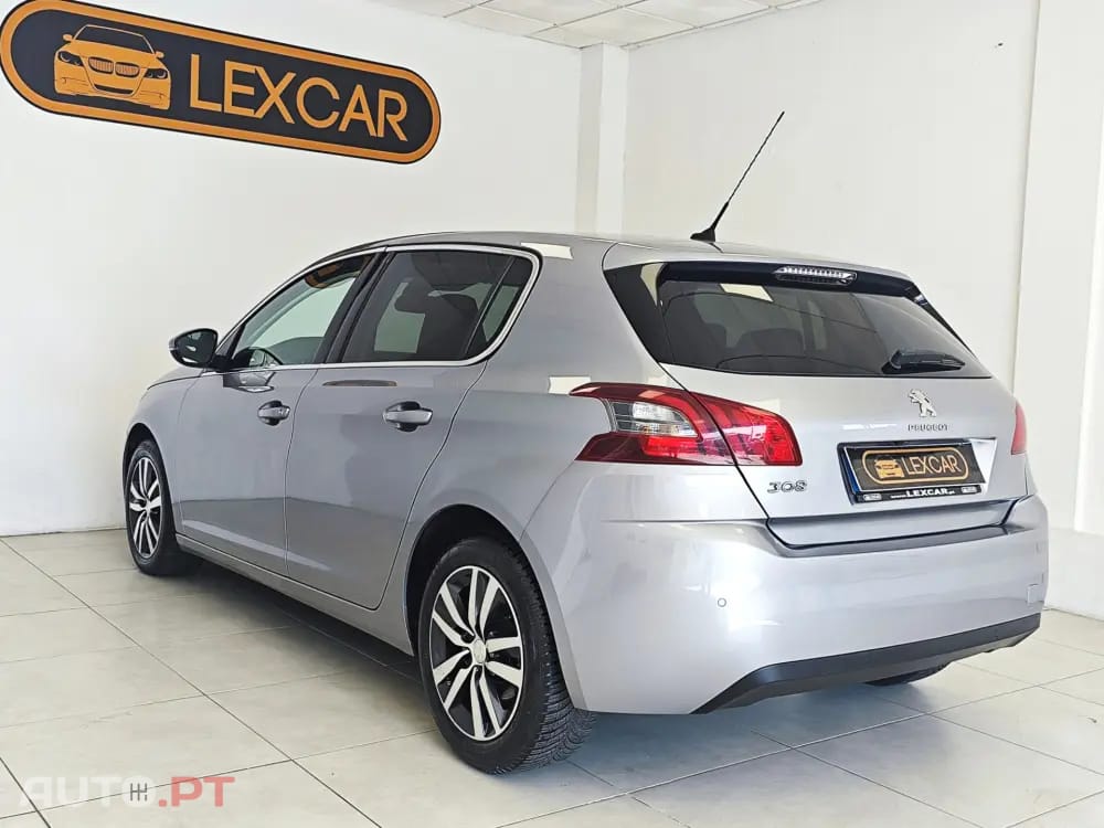 Peugeot 308 PureTech 130 EAT8 Allure Pack
