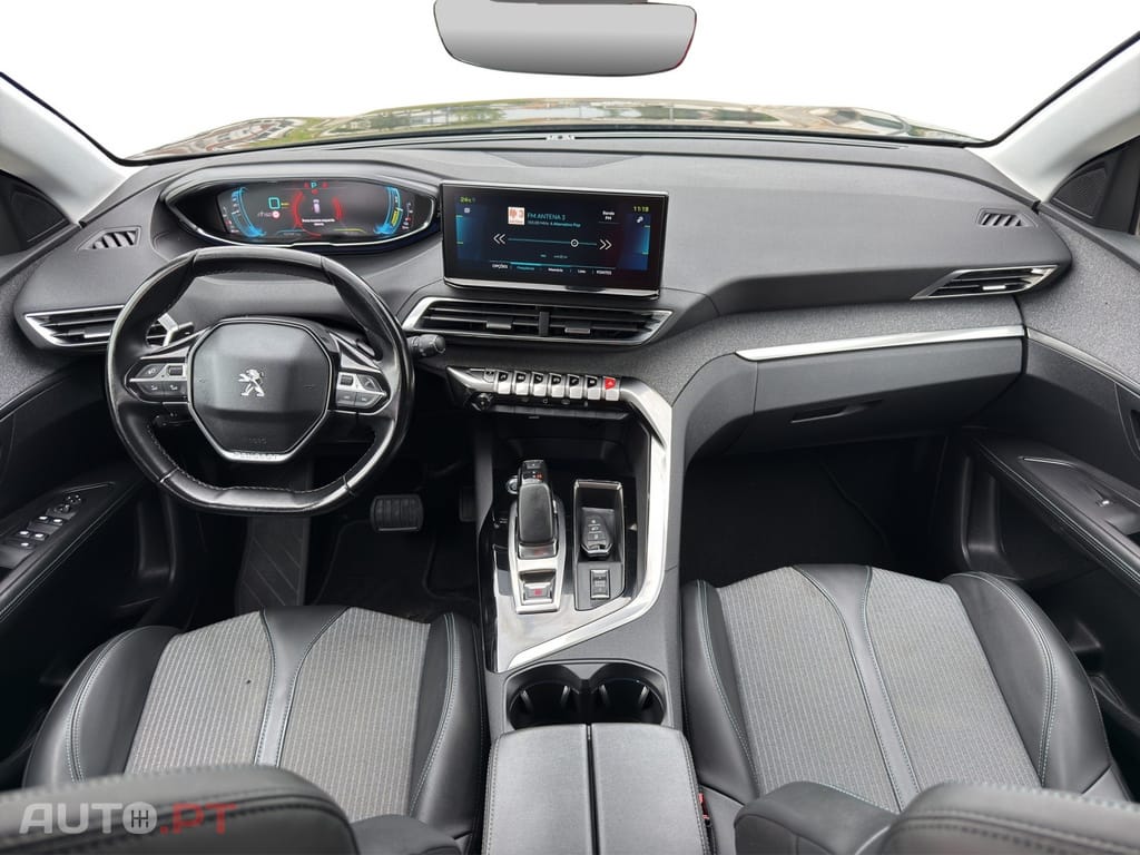 Peugeot 3008 1.6 Hybrid Allure e-EAT8
