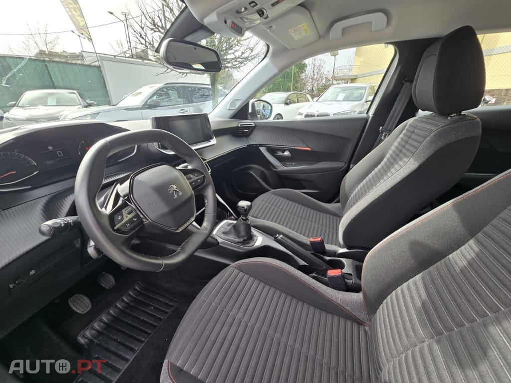 Peugeot 2008 PureTech 100 Active