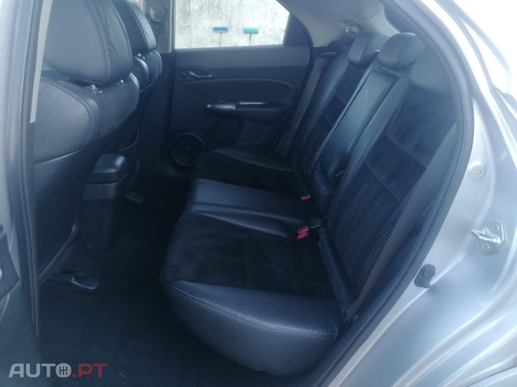 Honda Civic 1.4 i-VTEC Sport Edition