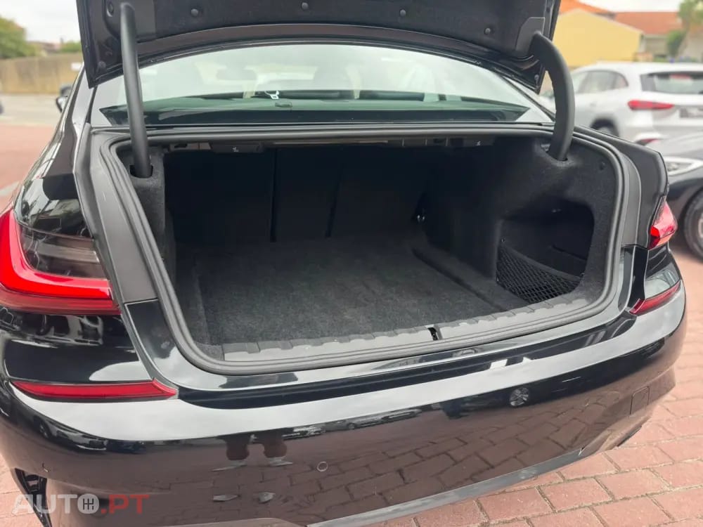 BMW 318 d Pack M