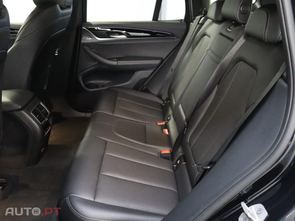 BMW iX3  Inspiring