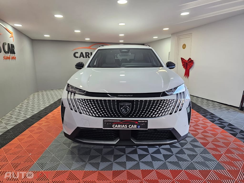 Peugeot 5008 ALLURE HYBRID E-DCS6
