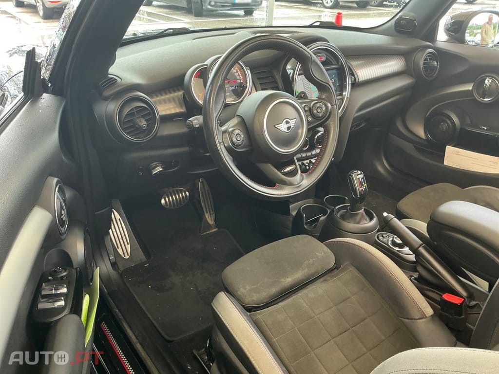 MINI John Cooper Works Cabrio