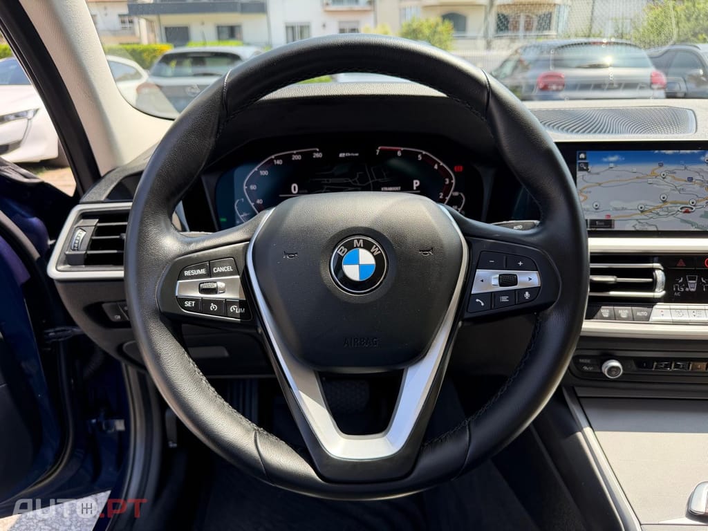 BMW 330 e Line Sport Auto