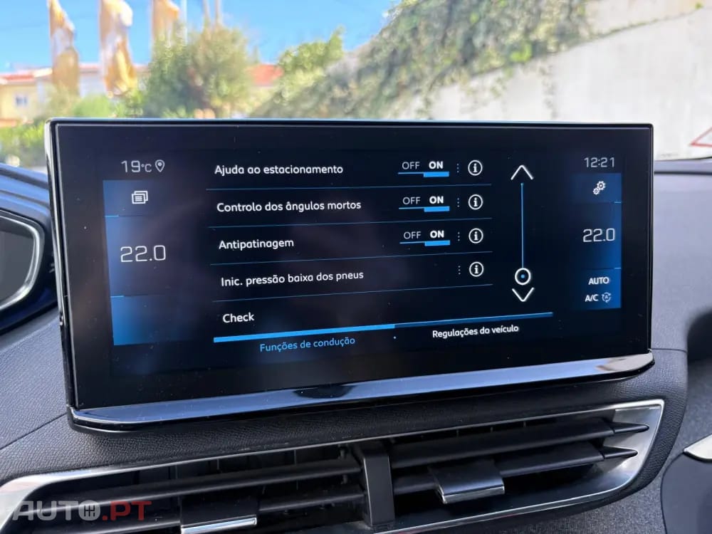 Peugeot 5008 1.2 PureTech Allure EAT8
