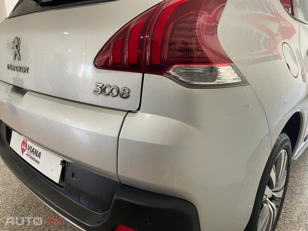 Peugeot 3008 1.6 HDi Allure — fotografia 5