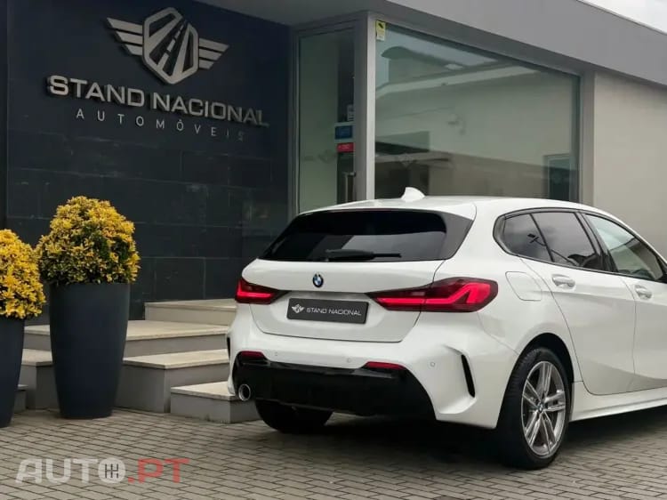 BMW 116 d Pack Desportivo M Auto