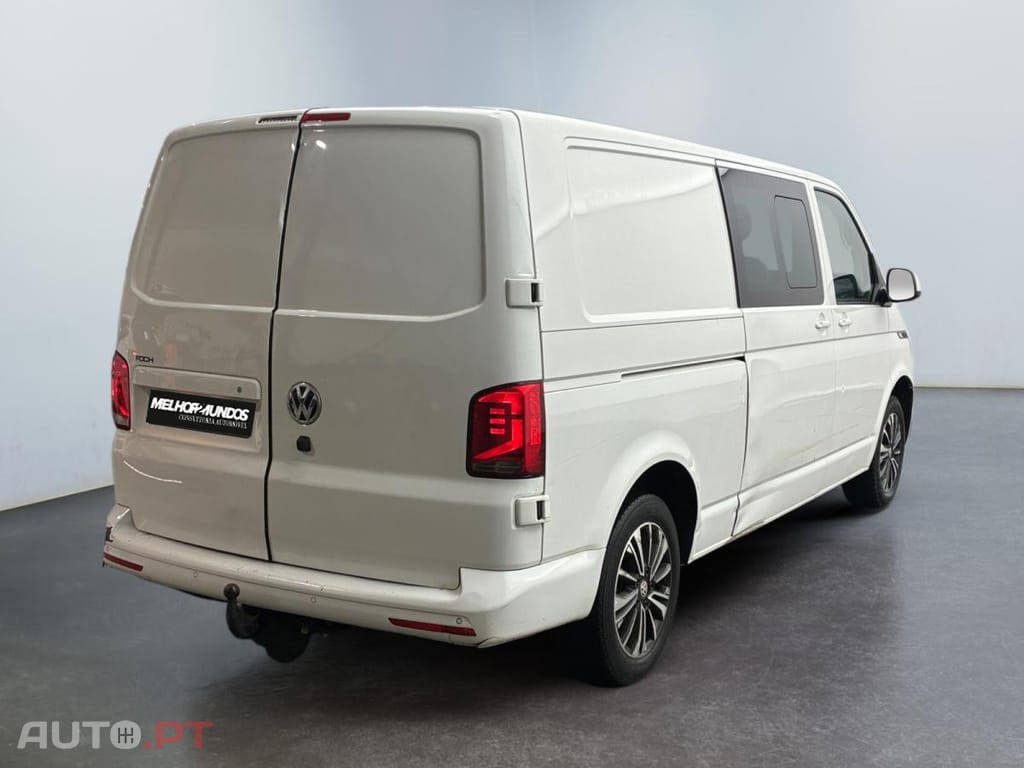 Volkswagen Transporter 2.0 TDI L2 DSG7