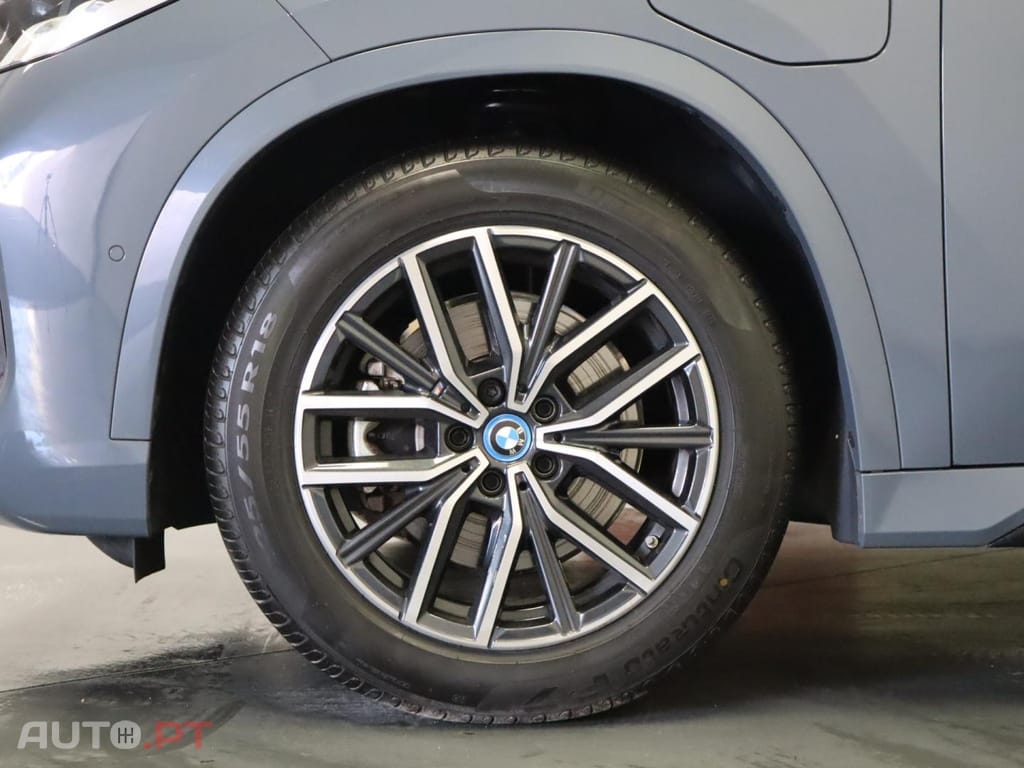 BMW X1 xDrive25e Pack Desportivo M