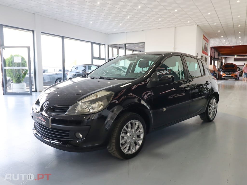 Renault Clio 16v