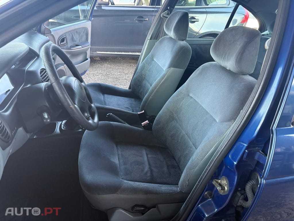 Renault Mégane 1.4 Symbol