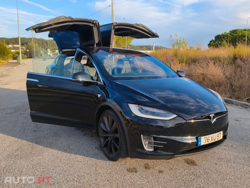 Tesla Model X 100D