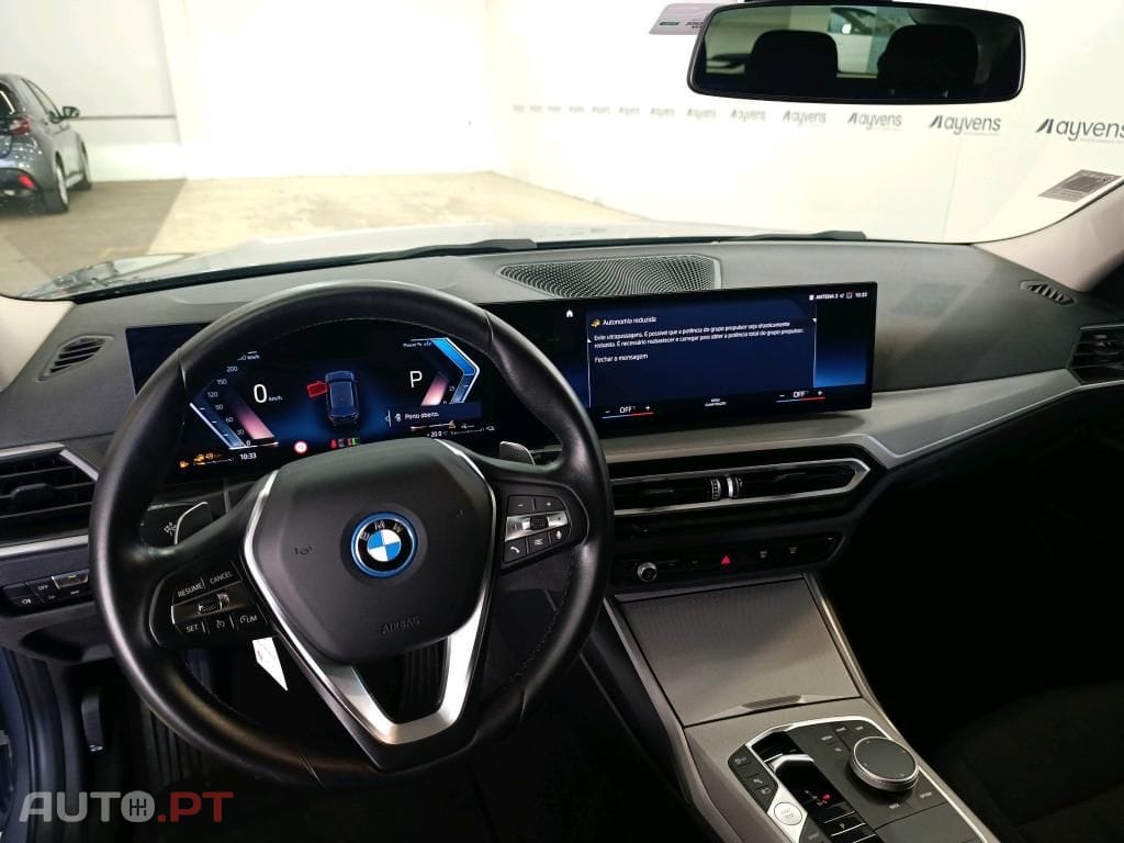 BMW 320 e Auto