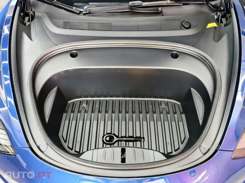 Tesla Model 3 Performance Tração Integral
