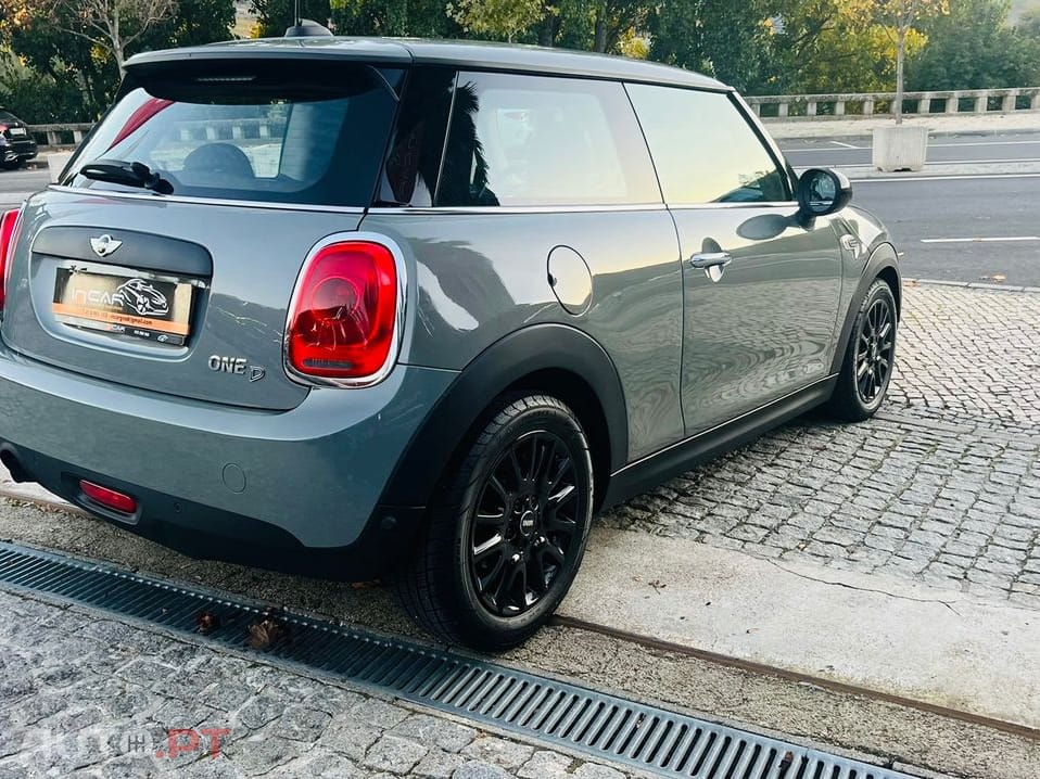 MINI Cooper One D Metropolitan