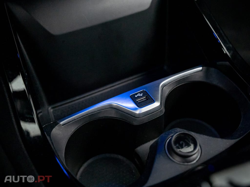 BMW 216 d Pack Desportivo M