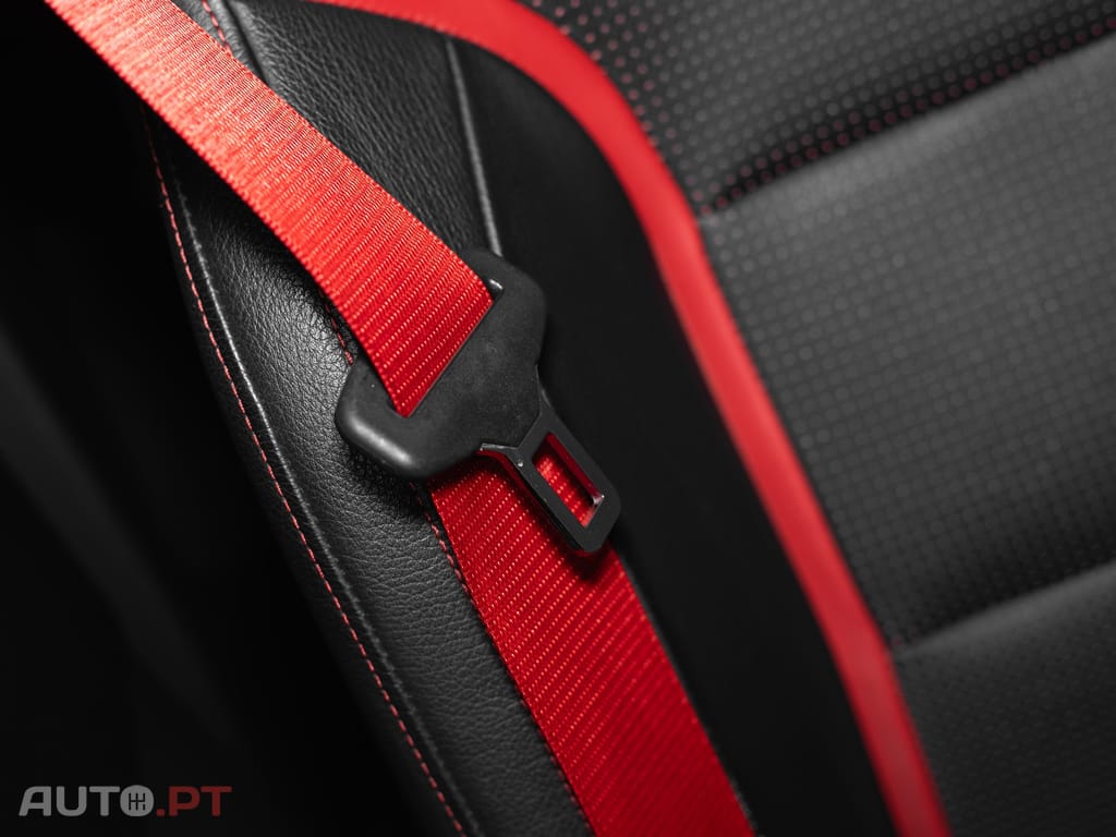 Mercedes-Benz A 45 AMG 4Matic Speedshift 7G-DCT