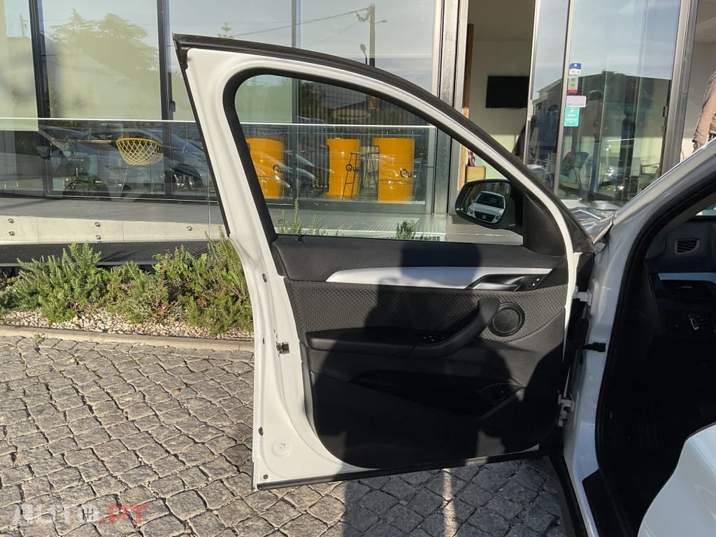 BMW X1 16 d sDrive Auto