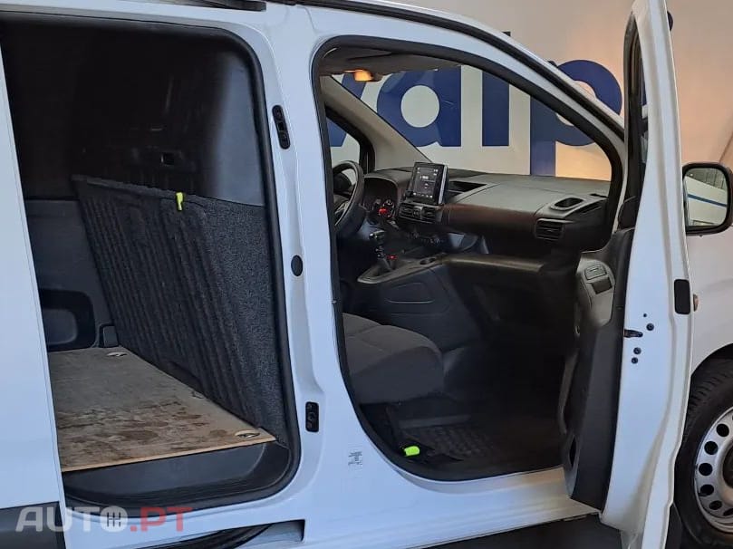 Opel Combo Longo 1.5D 100CV Enjoy