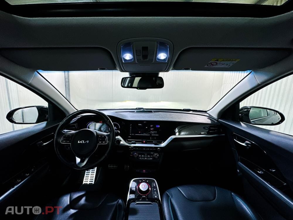 Kia Niro 64kWh Premium Pack
