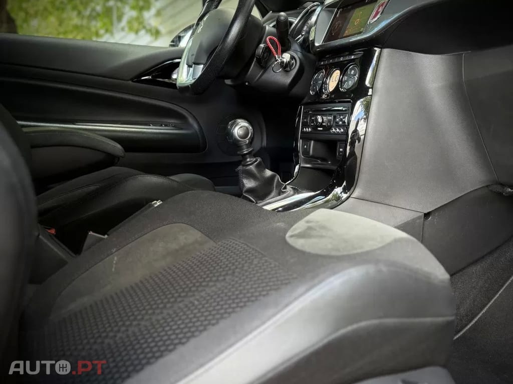 DS DS3 e-HDI 115 Sportchic Cabrio