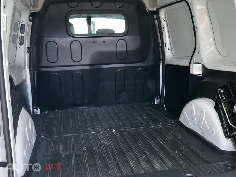 Renault Kangoo Outro