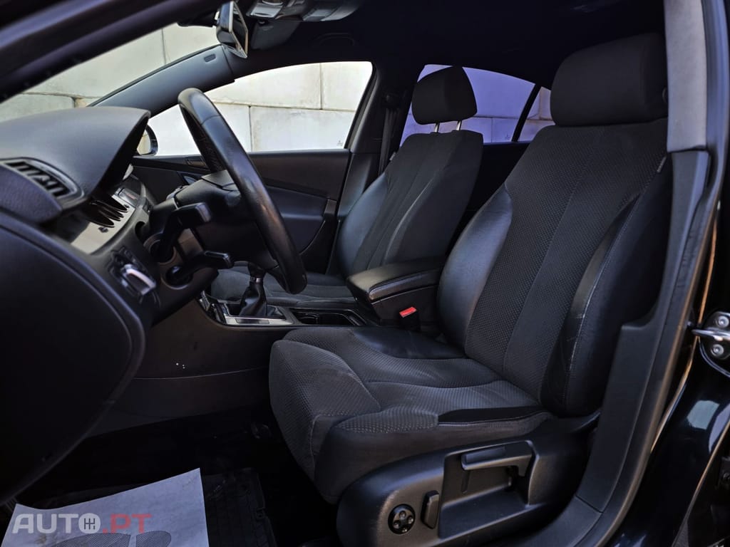 Volkswagen Passat 2.0 TDI Confortline